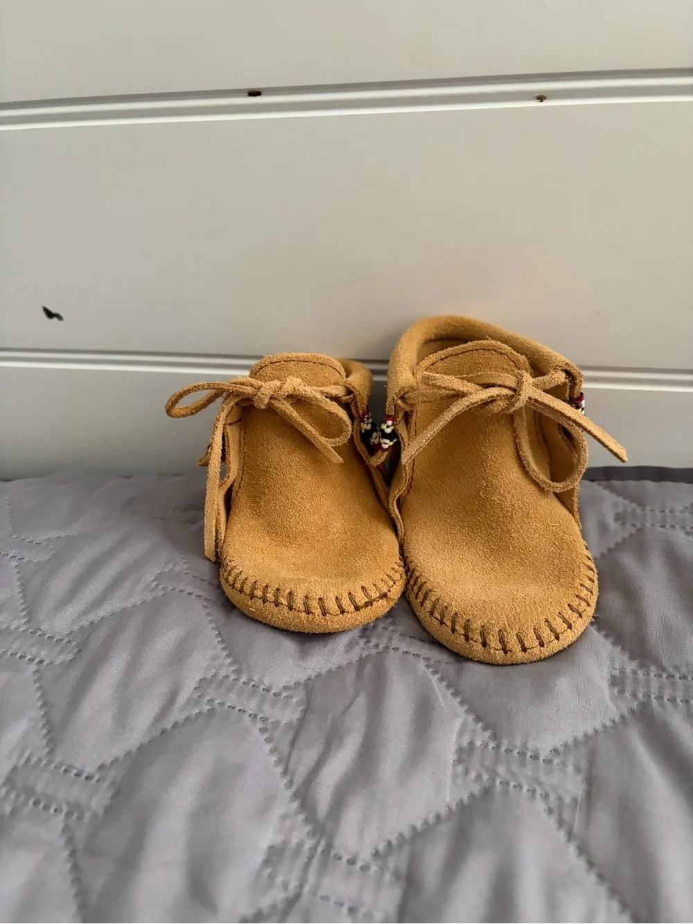 Minnetonka Kids Suede Moccasins in Tan